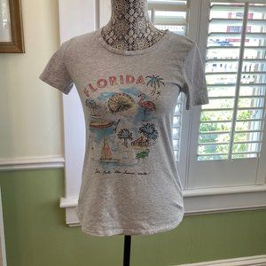 Old Navy Gray Florida Vintage Graphic T-Shirt with Flamingo Alligator Sailboat